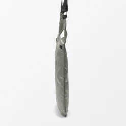 Sac à bandoulière en nylon recyclé