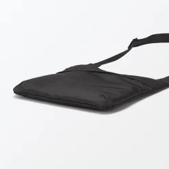 Sac à bandoulière en nylon recyclé