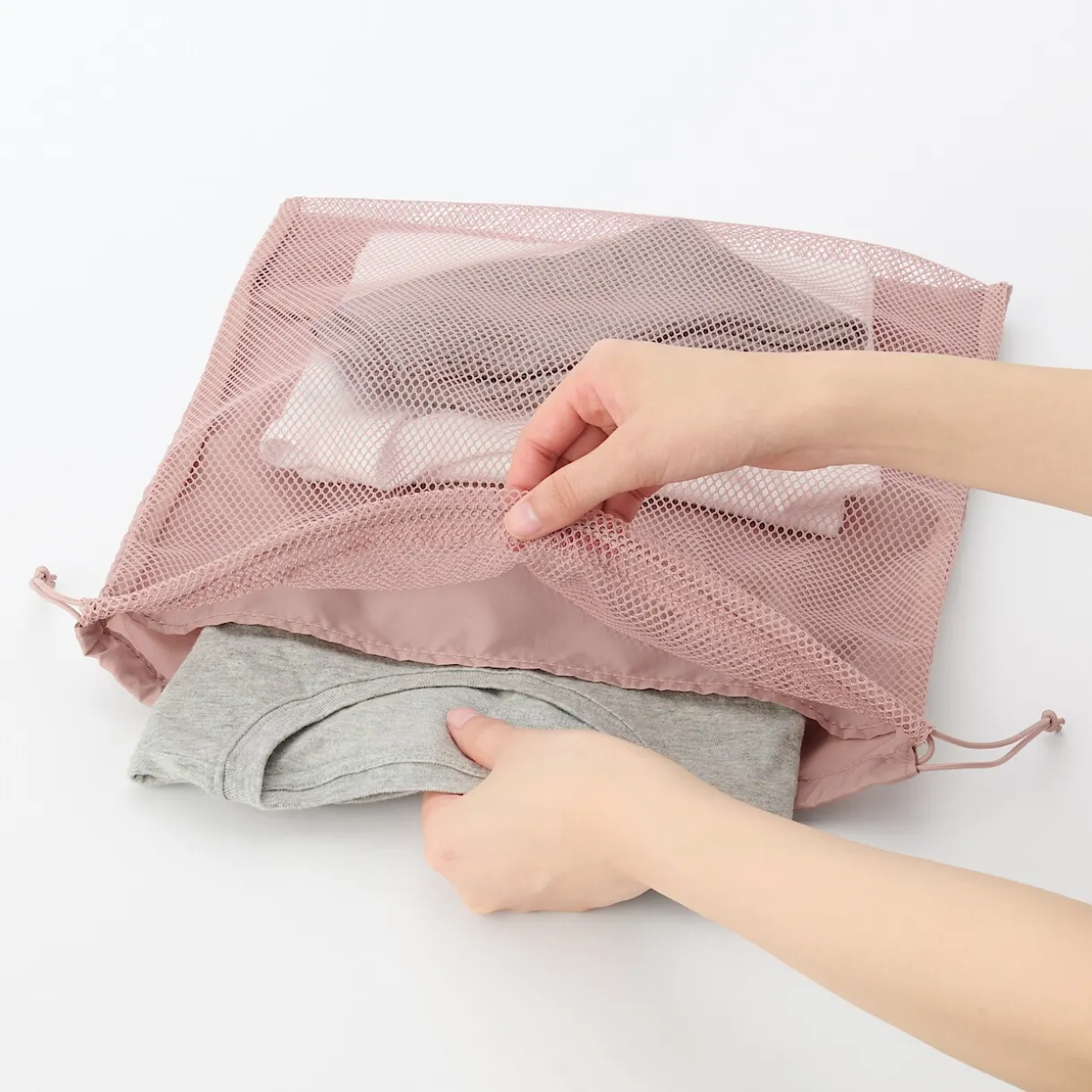 Sac à cordon en maille - Grand modèle