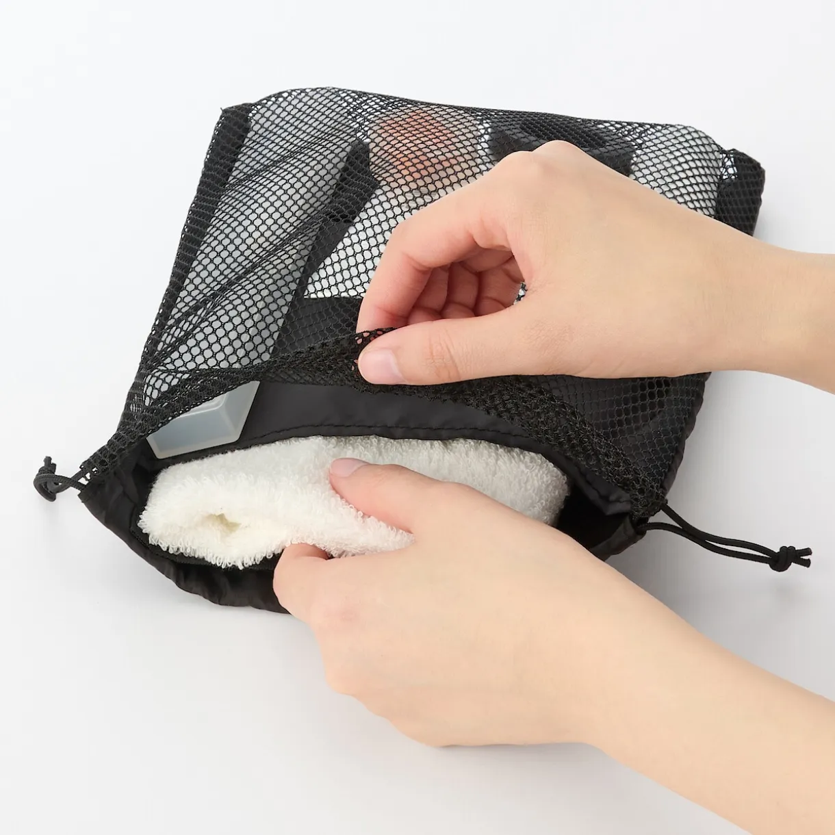 Sac à cordon en maille - Petit modèle