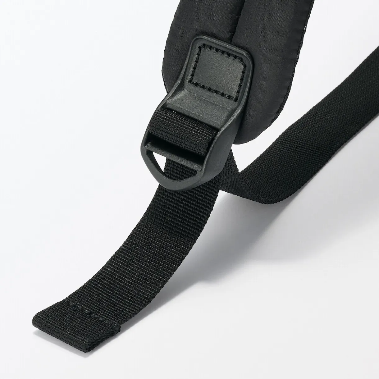 Sac à dos rembourré et déperlant en nylon recyclé