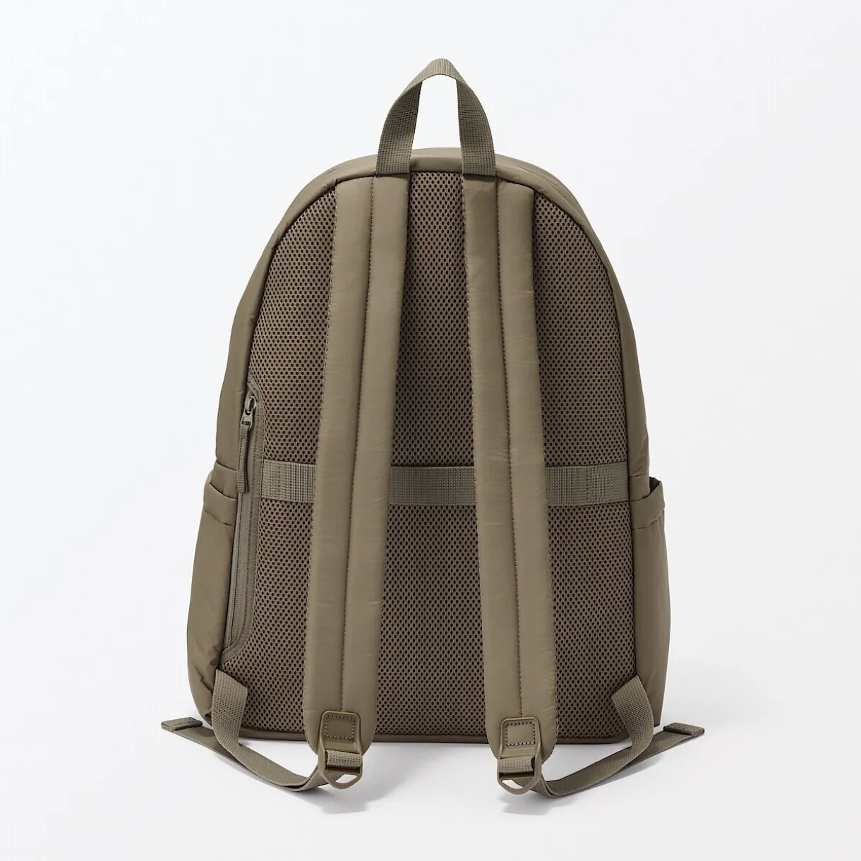 Sac à dos rembourré et déperlant en nylon recyclé