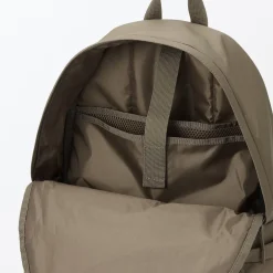 Sac à dos rembourré et déperlant en nylon recyclé