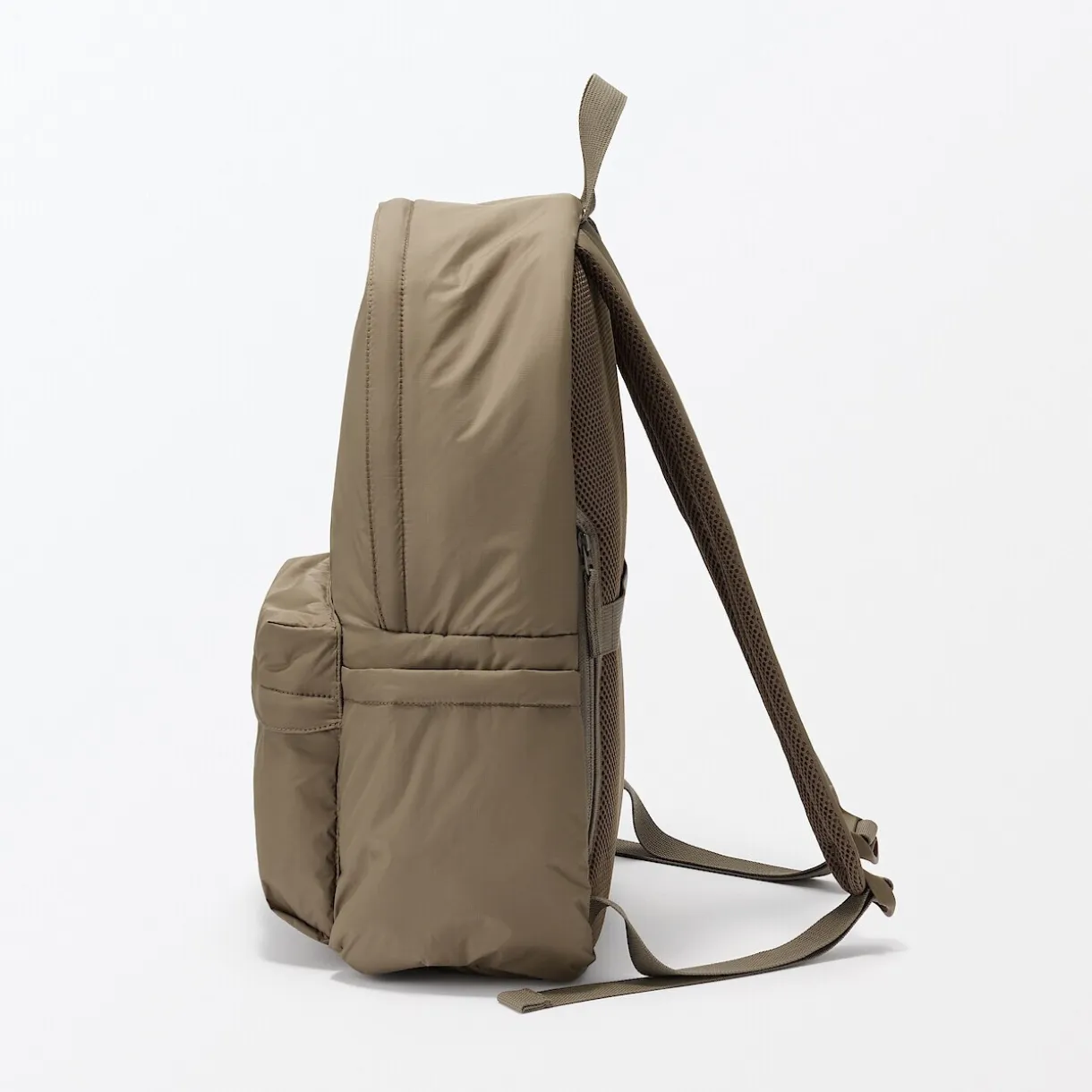 Sac à dos rembourré et déperlant en nylon recyclé