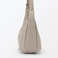 Sac à main déperlant, porté à l'épaule ou en bandoulière