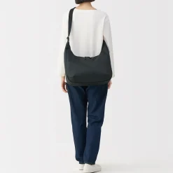 Sac à main déperlant, porté à l'épaule ou en bandoulière