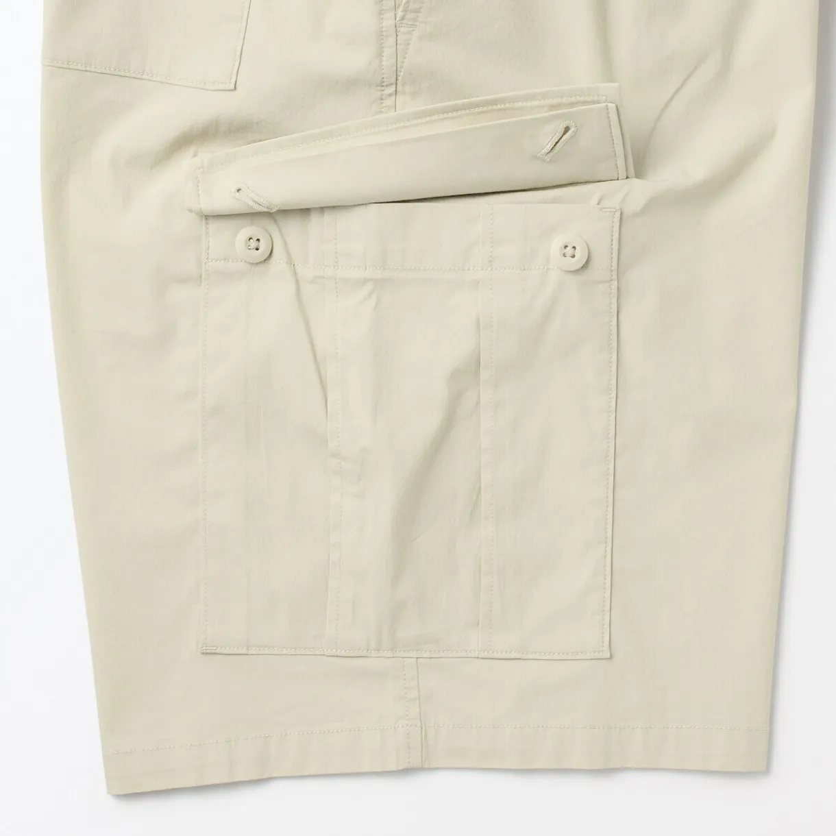 Short cargo en mélange de coton délavé pour homme