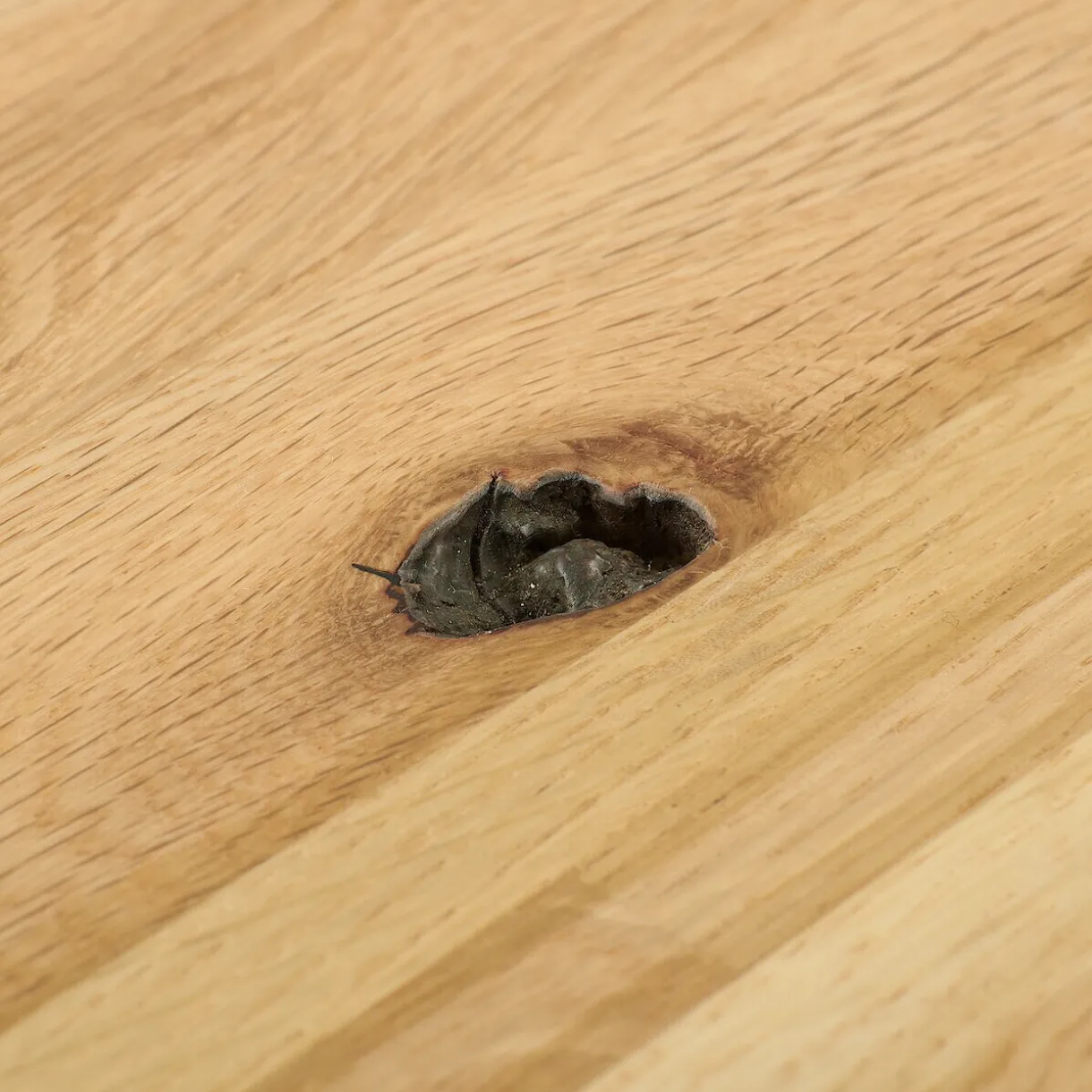 Table en chêne naturel 140cm