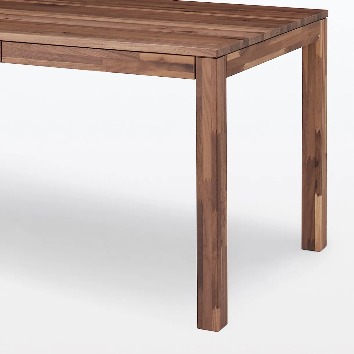 Table en noyer naturel 180cm