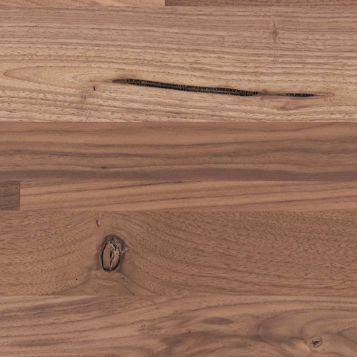 Table en noyer naturel 180cm