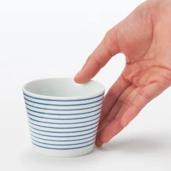 Tasse à saké en porcelaine Hasami - Motif rayures