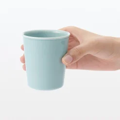 Tasse en porcelaine