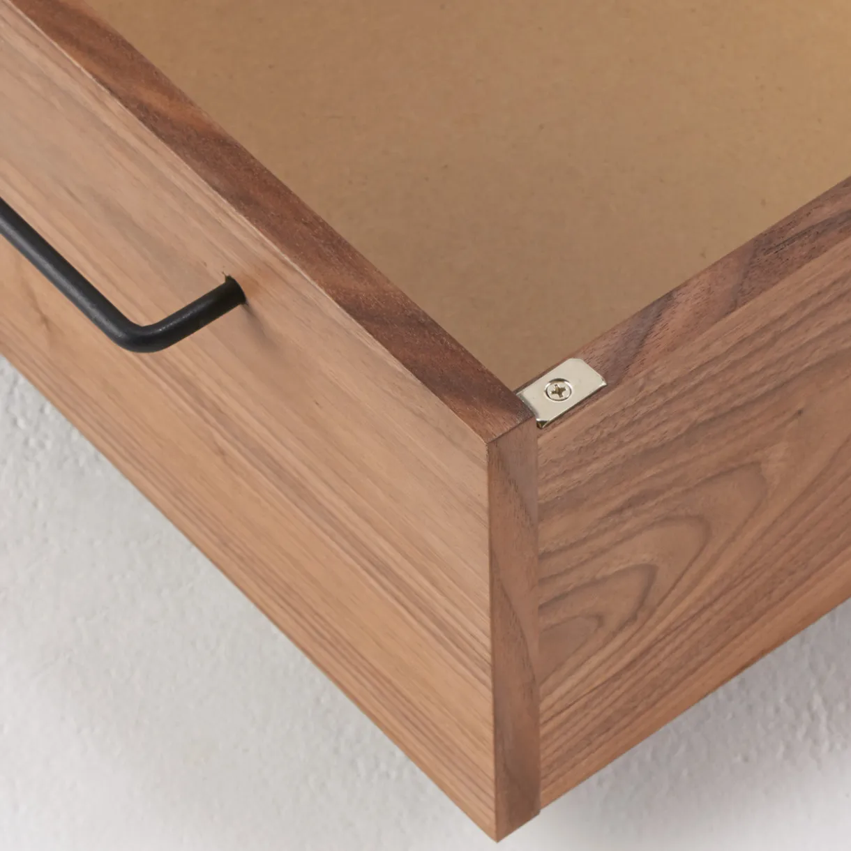 Tiroir en noyer pour lit plate‐forme