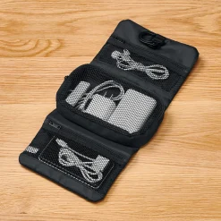 Trousse de toilette à suspendre avec poche amovible
