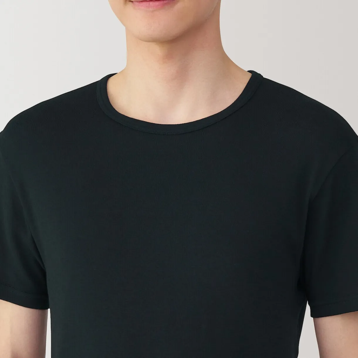 T‐shirt à col rond en coton respirant pour homme
