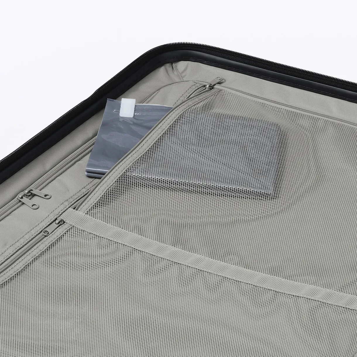 Valise rigide 75L, Moyenne