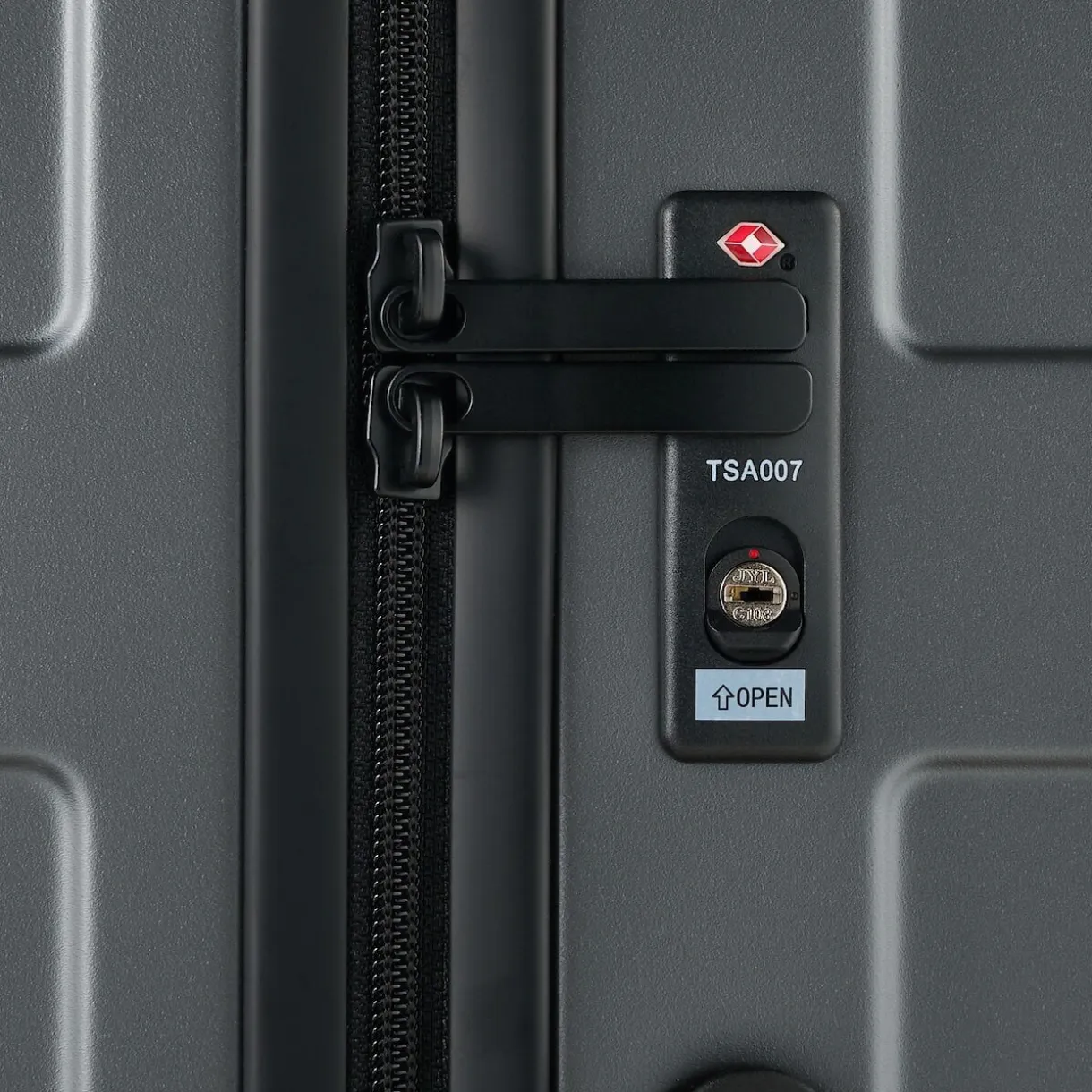 Valise rigide 75L, Moyenne