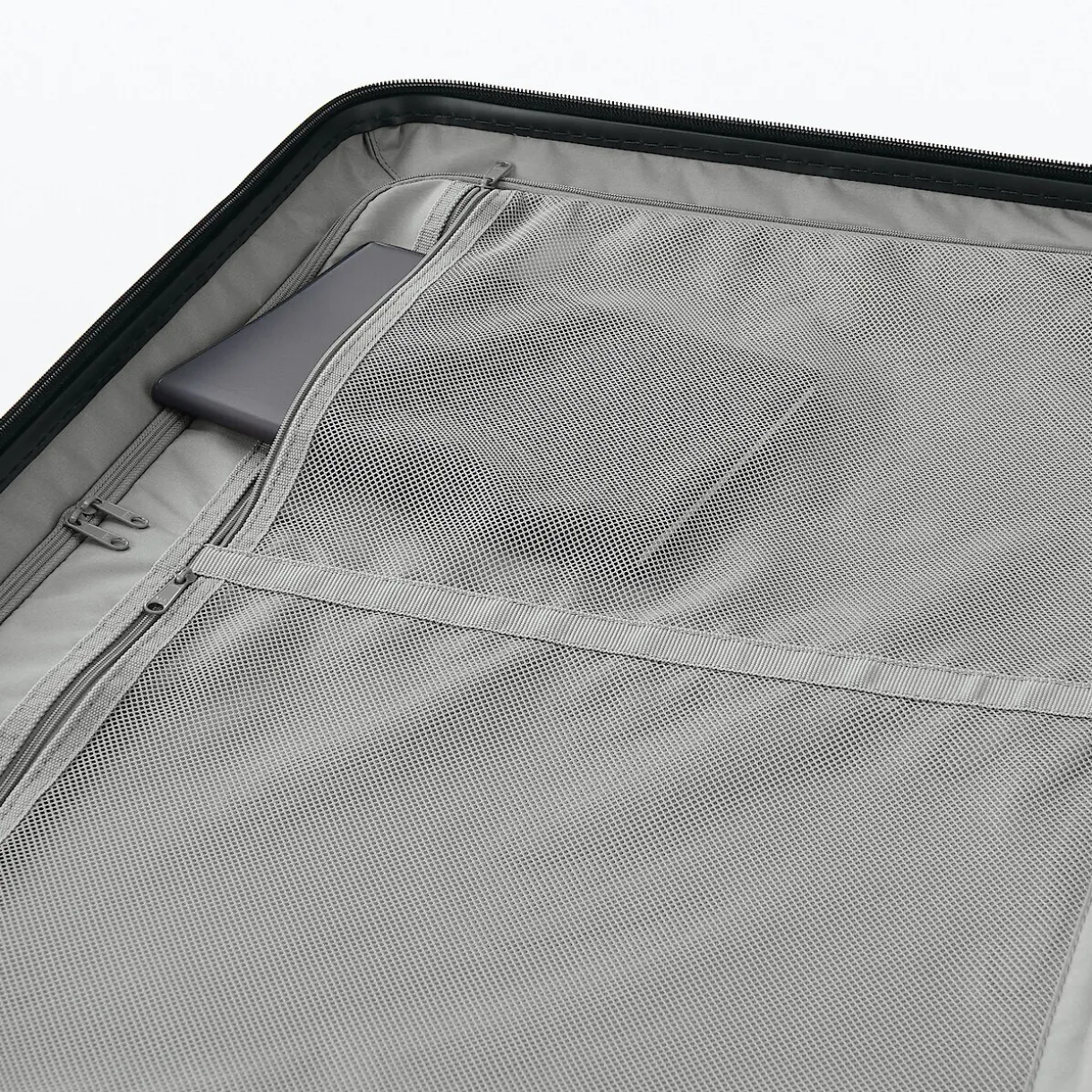 Valise rigide 75L, Moyenne