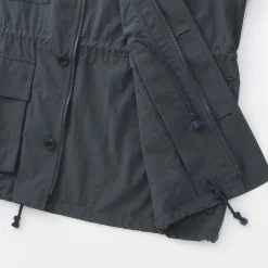 Veste utilitaire en nylon à la teinture naturelle pour femme